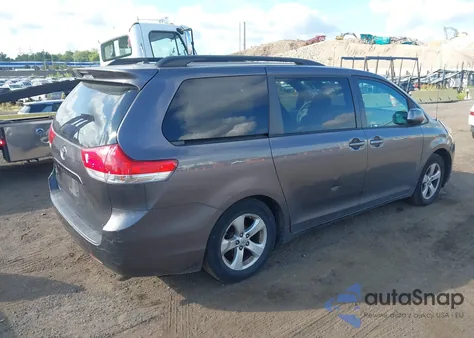 2012 Toyota Sienna Le V6 8 Passenger from USA, damaged, VIN 5TDKK3DC2CS215910